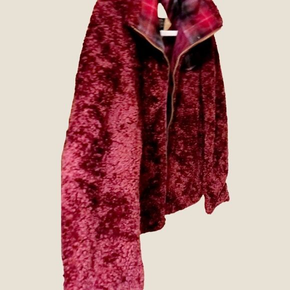  PENDLETON Women's Maroon Heavy Sherpa Jacket. - Picture 7 of 16